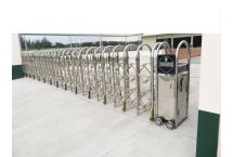 CỔNG XẾP INOX TỰ ĐỘNG 2