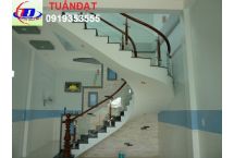 cầu thang kính 